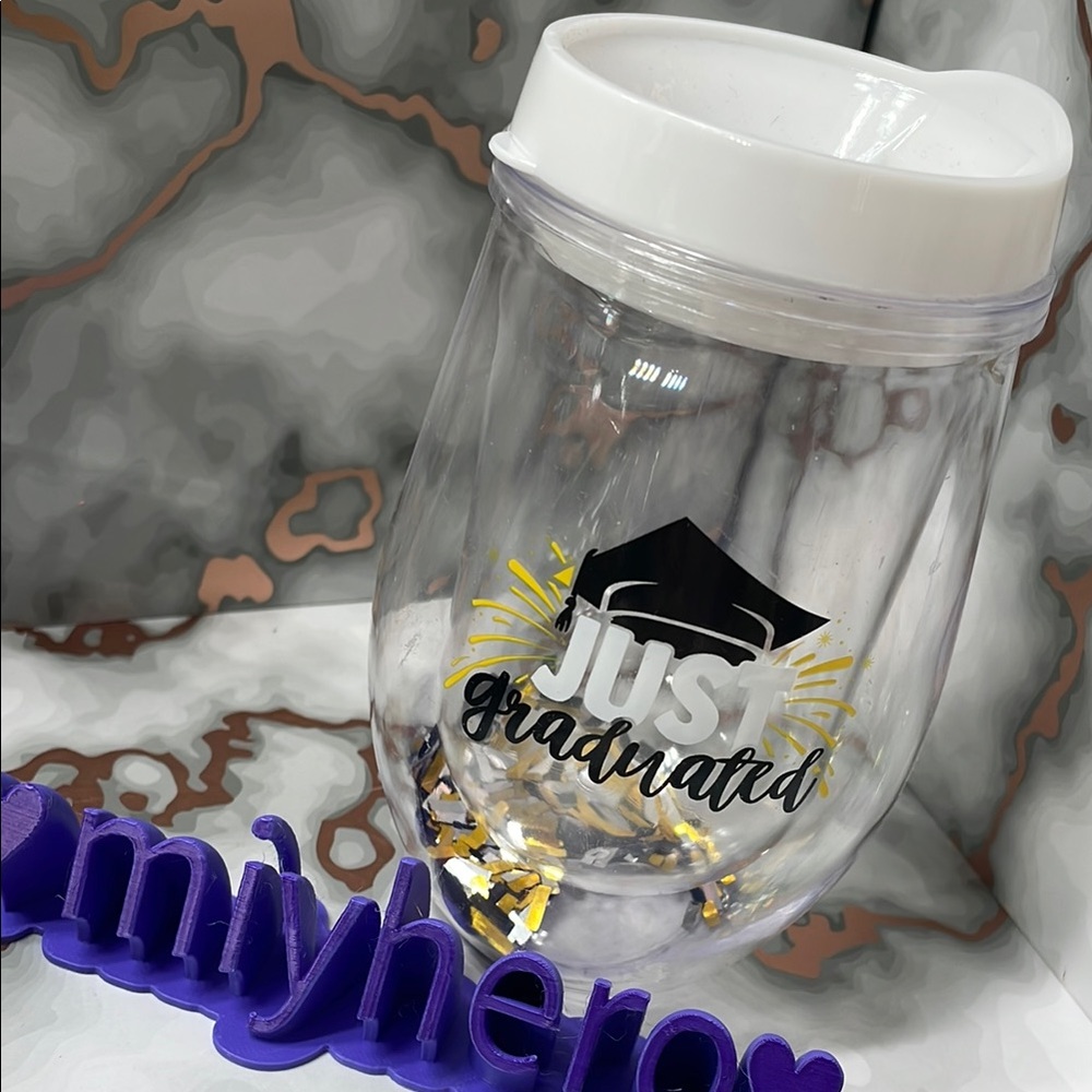 3pc Just Graduated bundle with stemless wine cup, bracelet and storage case - Picture 5 of 5